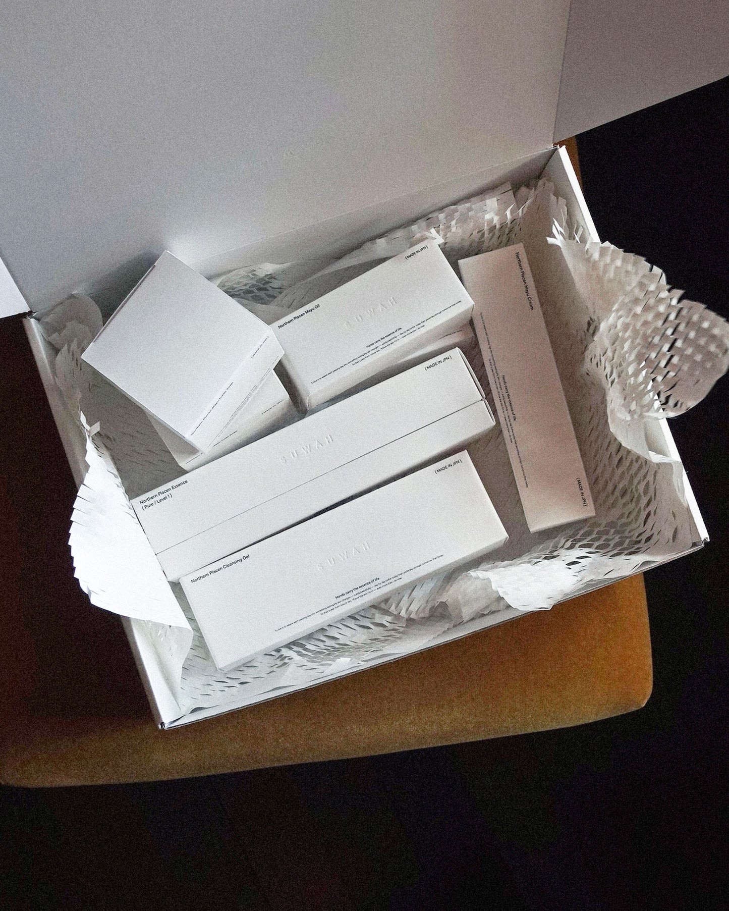 GIFT BOX